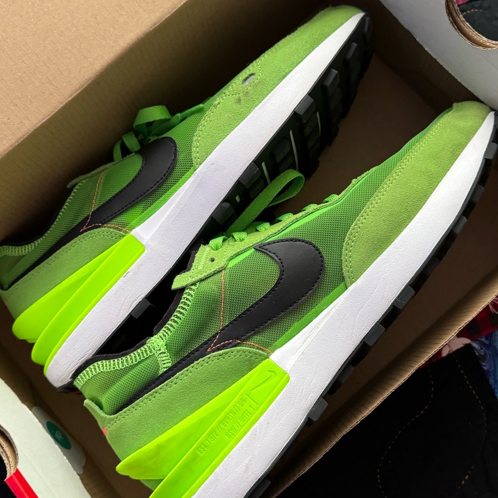 Electric green Men’s Nike shoes - 11.5 - Picture 5 of 5
